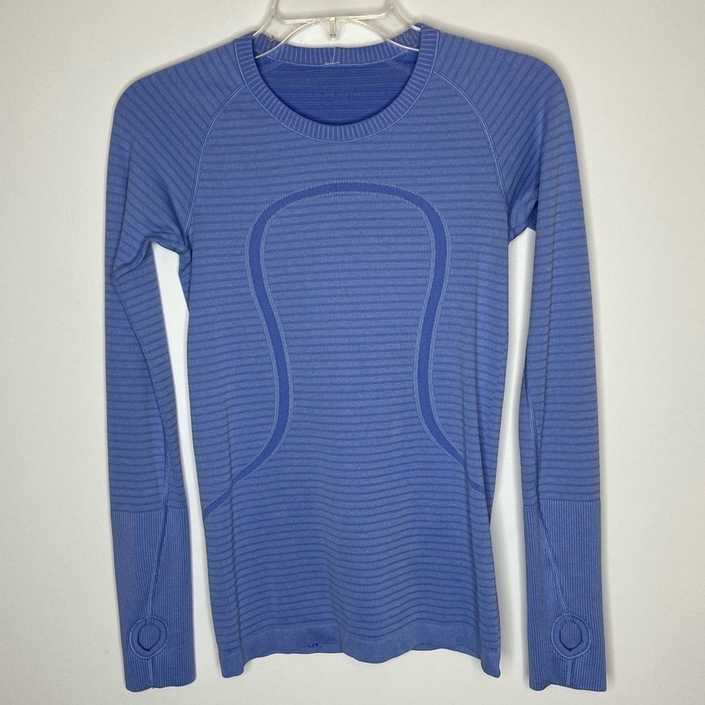 Lululemon Athletica Long Sleeve Workout Running Size 4 Periwinkle Blue